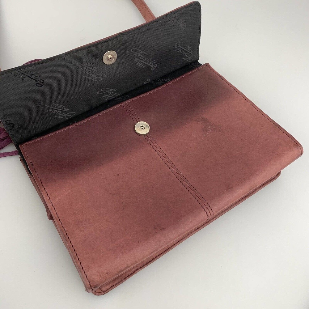 Vintage Fossil Crossbody Purse Leather Saddle Bag Wallet Organizer Purple Purse - Picture 4 of 8